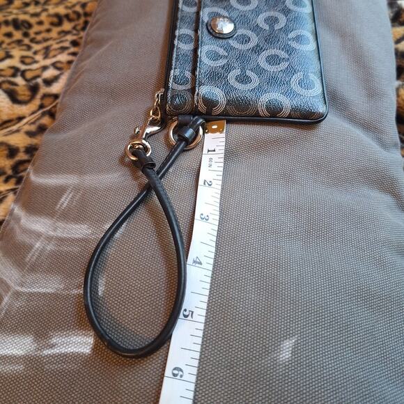 Coach Wristlet Black Gray Logo 6" x 4" Leather Clutch Classic Going Out Preppy - Picture 5 of 7